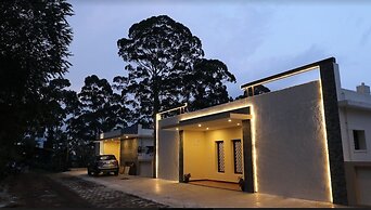 Dolphin Nose Retreat
