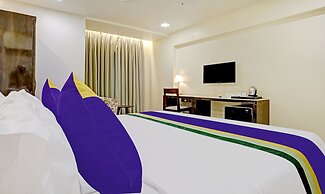 Treebo Premium Golden Bliss Trimurti Nagar Square