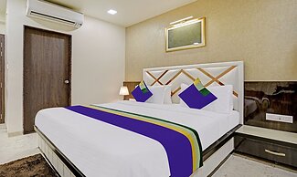 Treebo Premium Golden Bliss Trimurti Nagar Square