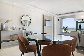 SeaCrest B102 by HostAgents