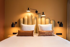 Hotel Zeeuws Licht  Kloeg Collection