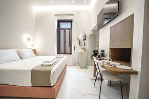 Omma Suites