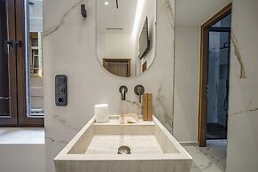 Omma Suites