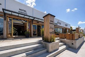 Hotel Montoya