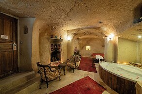 Shiraz Cave Cappadocia