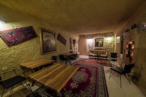 Shiraz Cave Cappadocia