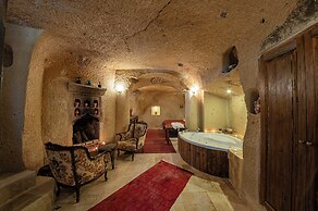 Shiraz Cave Cappadocia