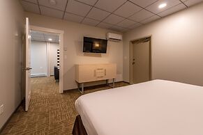 Quality Inn Sunshine Suites