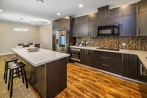 Quality Inn Sunshine Suites
