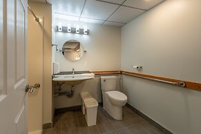 Quality Inn Sunshine Suites