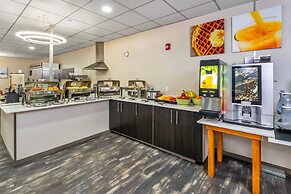 Quality Inn Sunshine Suites
