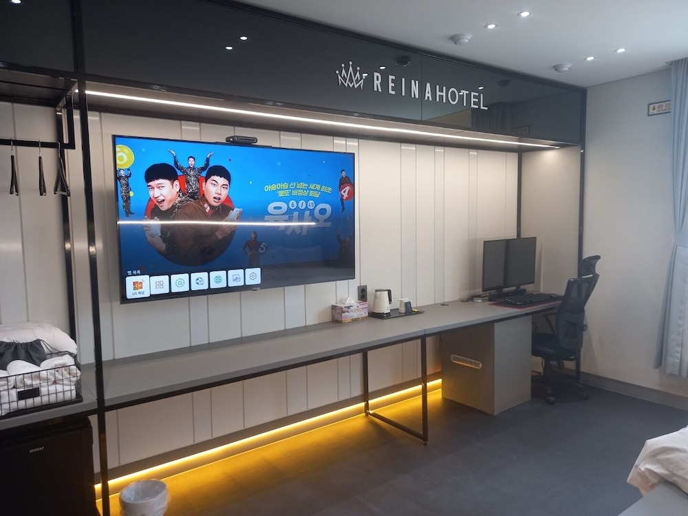 Busan Park Hotel
