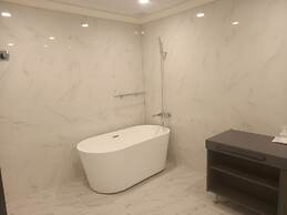 Busan Park Hotel
