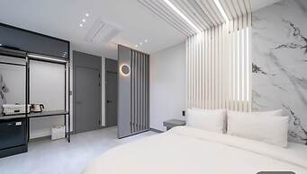 Busan Park Hotel