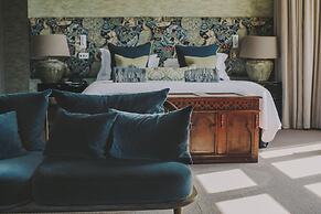 Hampton Manor