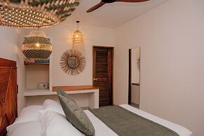 Huku Beach Hostel Hostel Palomino