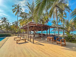 Huku Beach Hostel Hostel Palomino