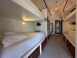 Huku Beach Hostel Hostel Palomino