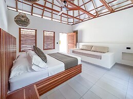 Huku Beach Hostel Hostel Palomino