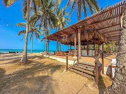 Huku Beach Hostel Hostel Palomino