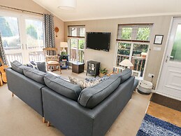 1 Hornbeam Lodge