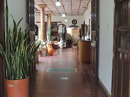 HOTEL REAL