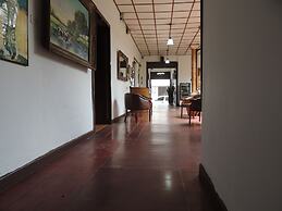 HOTEL REAL