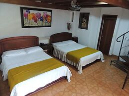 HOTEL REAL