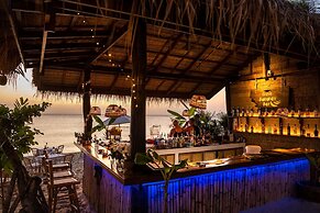 Lanta Palace Beach Resort and Spa