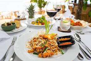 Lanta Palace Beach Resort and Spa