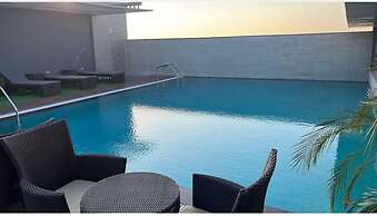 THE SARA HOTEL
