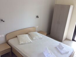 Elena Rooms