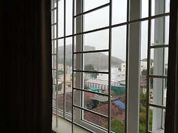 Sri Aswin Grand