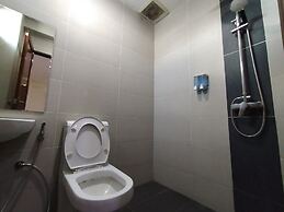 OYO 90668 Joy Inn