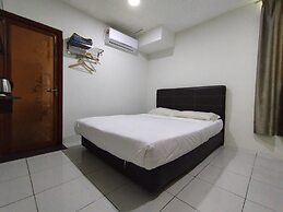 OYO 90668 Joy Inn