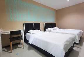 OYO HOME 90667 Chen Room Bs