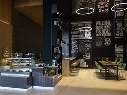 Adagio Doha