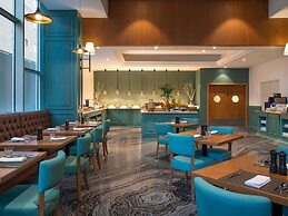 Adagio Doha