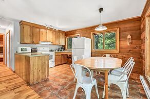 Mersey River Chalets a nature retreat