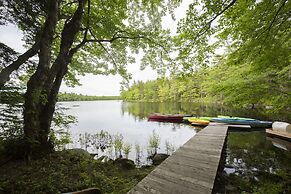 Mersey River Chalets a nature retreat