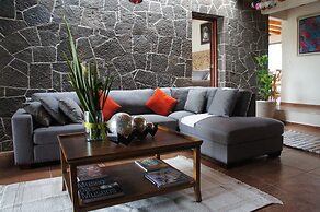 Casa Ángela Guest House