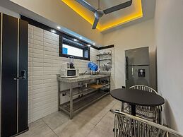 Instyle Residences at Rizz Suites