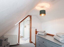 2 Seafield Place
