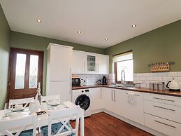 2 Seafield Place