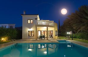 Villa Tsikkos Dio in Argaka