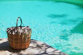 Kitrini Luxury Cottage