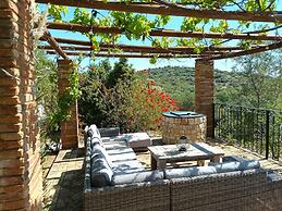 Casa de Apra by Portucasa
