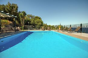 Antigoni Villa Ena in Longos