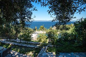 Antigoni Villa Ena in Longos