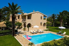 Beach Villa Marina in Roda